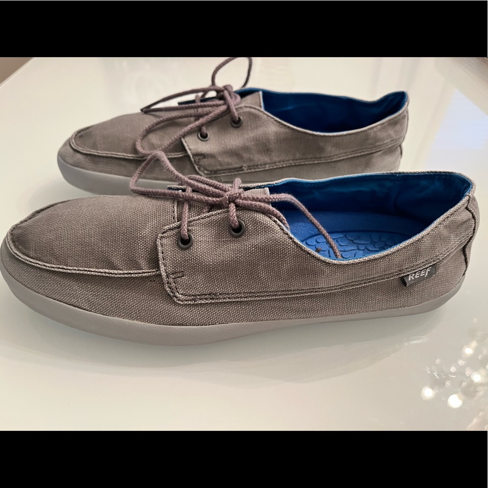 REEF Deckhand Low style: RF-003163 in Gray W/Blue accents - Size 9